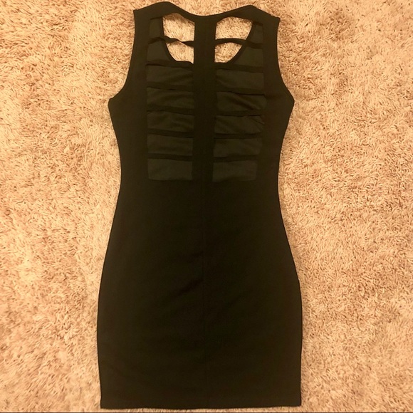 Caged Back Bodycon - Picture 3 of 6